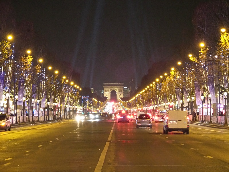 Stationnement Paris Circulation Champs Elysées